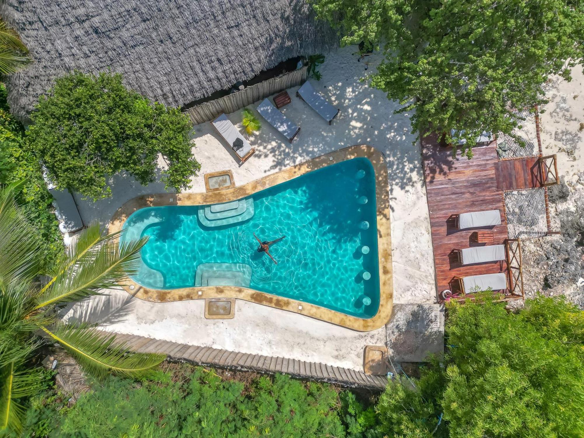 Natural Garden Boutique Hotel Джамбіані Екстер'єр фото